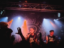 Donots / Shitney Beers on Mar 13, 2024 [501-small]