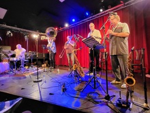 De Jongens Driest Brass Quintet Ft. Matt Darriau and Michael Vatcher on Apr 5, 2024 [141-small]