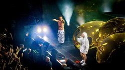 Die Antwoord on Apr 7, 2024 [812-small]