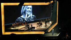 Adele on Oct 28, 2016 [429-small]