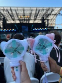 Tomorrow x Together on May 27, 2023 [587-small]
