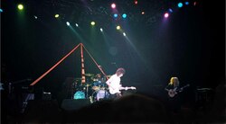 Jeff Beck on Sep 28, 1999 [335-small]