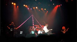 Jeff Beck on Sep 28, 1999 [337-small]