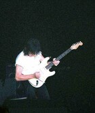 Jeff Beck on Sep 28, 1999 [348-small]