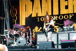 Pantera on Jun 6, 1998 [260-small]