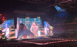 Harry Styles / Wet Leg on Jun 20, 2023 [403-small]