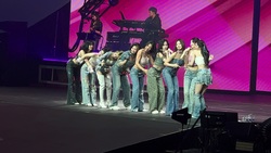 TWICE on Jun 12, 2023 [434-small]