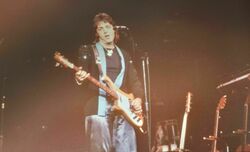 Wings Over America / Paul McCartney / Wings on May 9, 1976 [886-small]