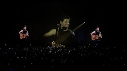 Niall Horan / Tommy Lefroy on Mar 5, 2024 [636-small]