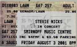 Stevie Nicks on Aug 3, 2001 [249-small]