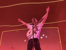 Glass Animals on Nov 25, 2021 [430-small]
