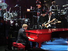 Elton John / Ed Sheeran on Jun 4, 2013 [797-small]