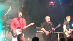 Buzzcocks / Blood Or Whiskey on Nov 5, 2016 [185-small]