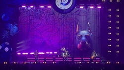 Fall Out Boy / Jimmy Eat World / The Maine / Daisy Grenade on Feb 28, 2024 [110-small]