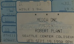 Robert Plant on Sep 19, 1990 [196-small]