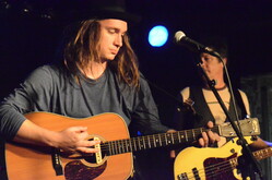 Willie Nile / Jefferson Grizzard on Nov 27, 2013 [918-small]