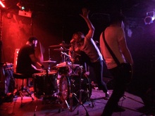 Slaves BC / BLACKEST / Thera Roya / Pants Exploder on May 13, 2016 [255-small]