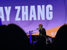 Lay Zhang on Dec 4, 2023 [565-small]