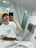 Baekhyun on Apr 13, 2024 [574-small]