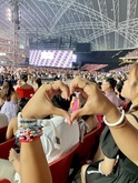 Taylor Swift / Sabrina Carpenter on Mar 3, 2024 [468-small]