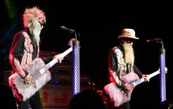 ZZ Top / Black Moods on Apr 24, 2024 [278-small]