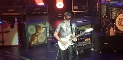 Joe Satriani / Steve Vai on Apr 26, 2024 [865-small]