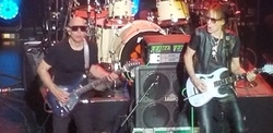 Joe Satriani / Steve Vai on Apr 26, 2024 [881-small]