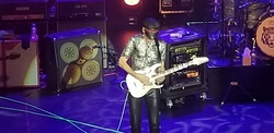 Joe Satriani / Steve Vai on Apr 26, 2024 [884-small]