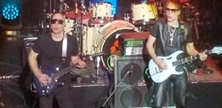Joe Satriani / Steve Vai on Apr 26, 2024 [889-small]