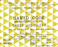 David Cook, David Archuleta on May 16, 2009 [249-small]