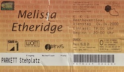 Melissa Etheridge on Apr 4, 2000 [521-small]