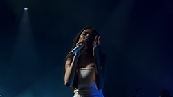 Madison Beer / Charlotte Lawrence on Apr 30, 2024 [795-small]