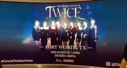 TWICE on Feb 22, 2022 [879-small]