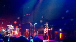 The Black Keys / Arctic Monkeys on Mar 2, 2012 [126-small]