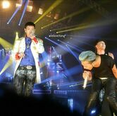 BIGBANG (Korea) on Oct 12, 2012 [365-small]