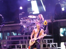 Def Leppard / Poison / Lita Ford on Jun 20, 2012 [168-small]