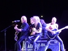 Def Leppard / Poison / Lita Ford on Jun 20, 2012 [179-small]