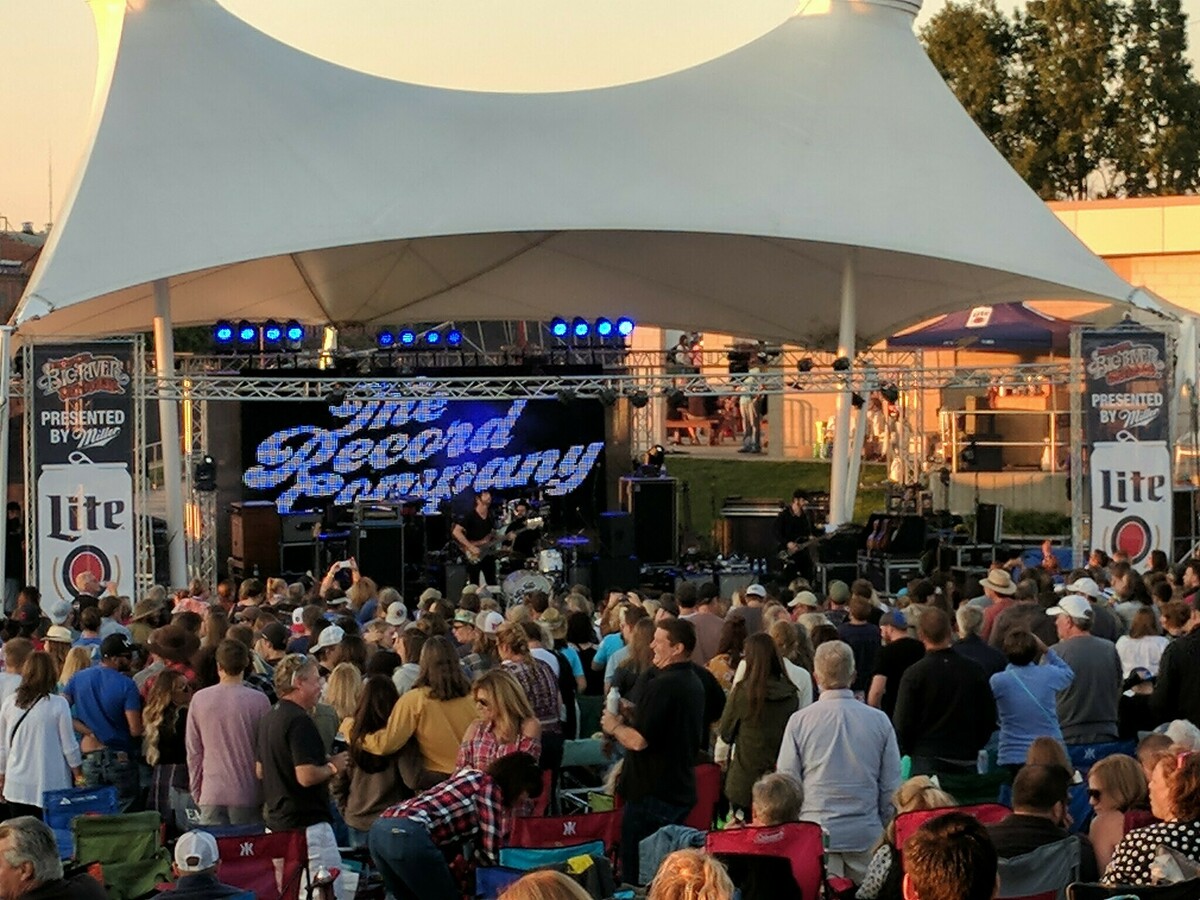 Concert History of RiversEdge Amphitheater Hamilton, Ohio, United