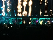 One Direction on Mar 21, 2015 [900-small]