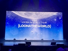 Loona on Aug 25, 2022 [388-small]
