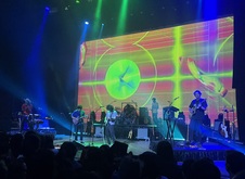 King Gizzard & the Lizard Wizard / Leah Senior on Oct 27, 2022 [395-small]