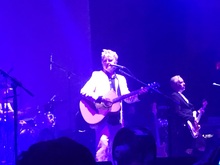 Crowded House on Jun 4, 2022 [086-small]