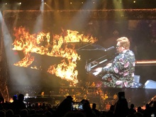 Elton John on Nov 1, 2019 [784-small]