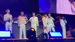 NCT Dream on Apr 30, 2023 [825-small]