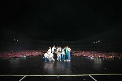 SEVENTEEN on Dec 17, 2022 [876-small]