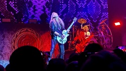 Whitesnake / Foreigner / Europe on May 22, 2022 [530-small]