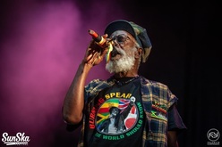 Burning Spear on Aug 10, 2022 [124-small]