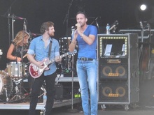 Hunter Hayes / Cassadee Pope / Drew Baldridge on Aug 13, 2016 [439-small]