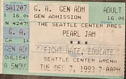 Pearl Jam  / Urge Overkill / Six In The Clip on Dec 7, 1993 [102-small]