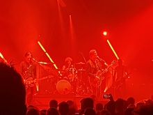 Queens of the Stone Age / Viagra Boys / Jehnny Beth on Sep 19, 2023 [909-small]